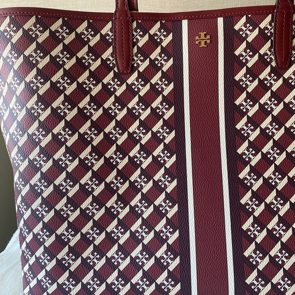 Tory Burch Red Geo Logo Tote Bag – Burgundy – New with Tags - Picture 5 of 10